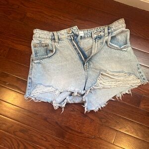 Zara cut off shorts